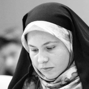 Farkhondeh Ashouri