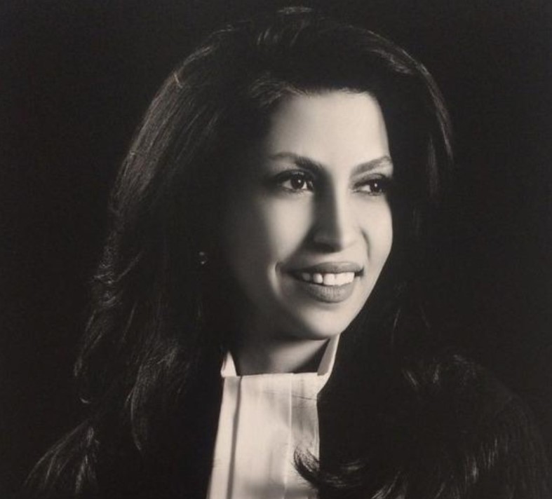 Roza Etemad Ansari