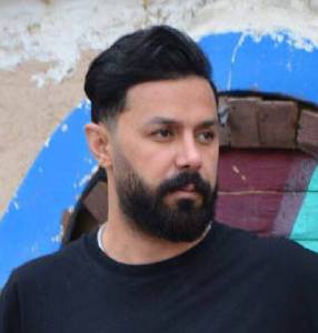 Emad Zakeri Fard