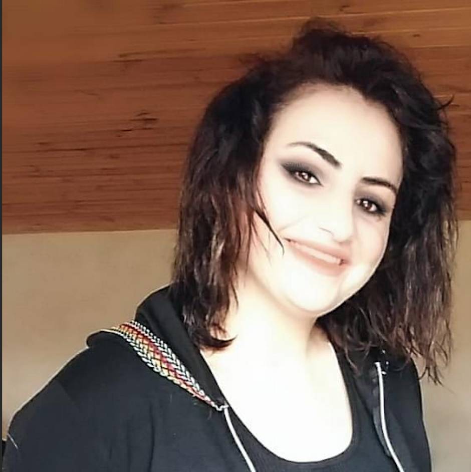 Valedeh Yousefova