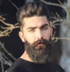 Arman Manbari