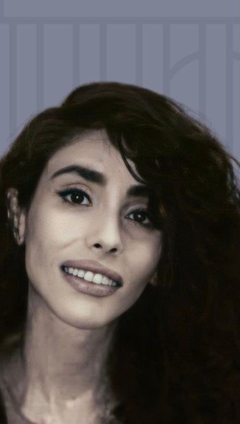 Pardis Yazdani Boroujeni